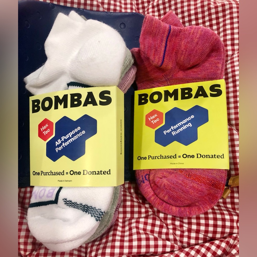 NWT (4) Bombas Ankle Socks Bundle Size Small (4-7.5)